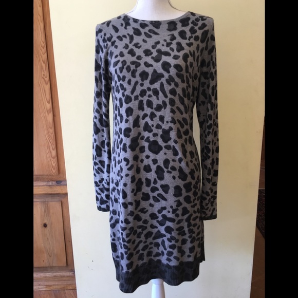 Carmen Marc Valvo Leopard Sweater Dress - Picture 1 of 3